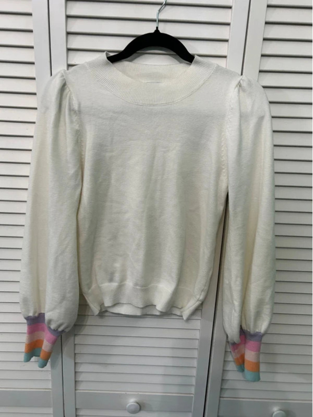 Fate Size Small White Sweater Puffy Sleeves Rainbow Cuffs #47